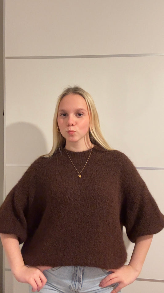 Knitted brown top