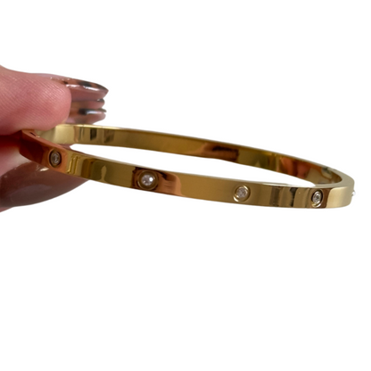 Classy bangle